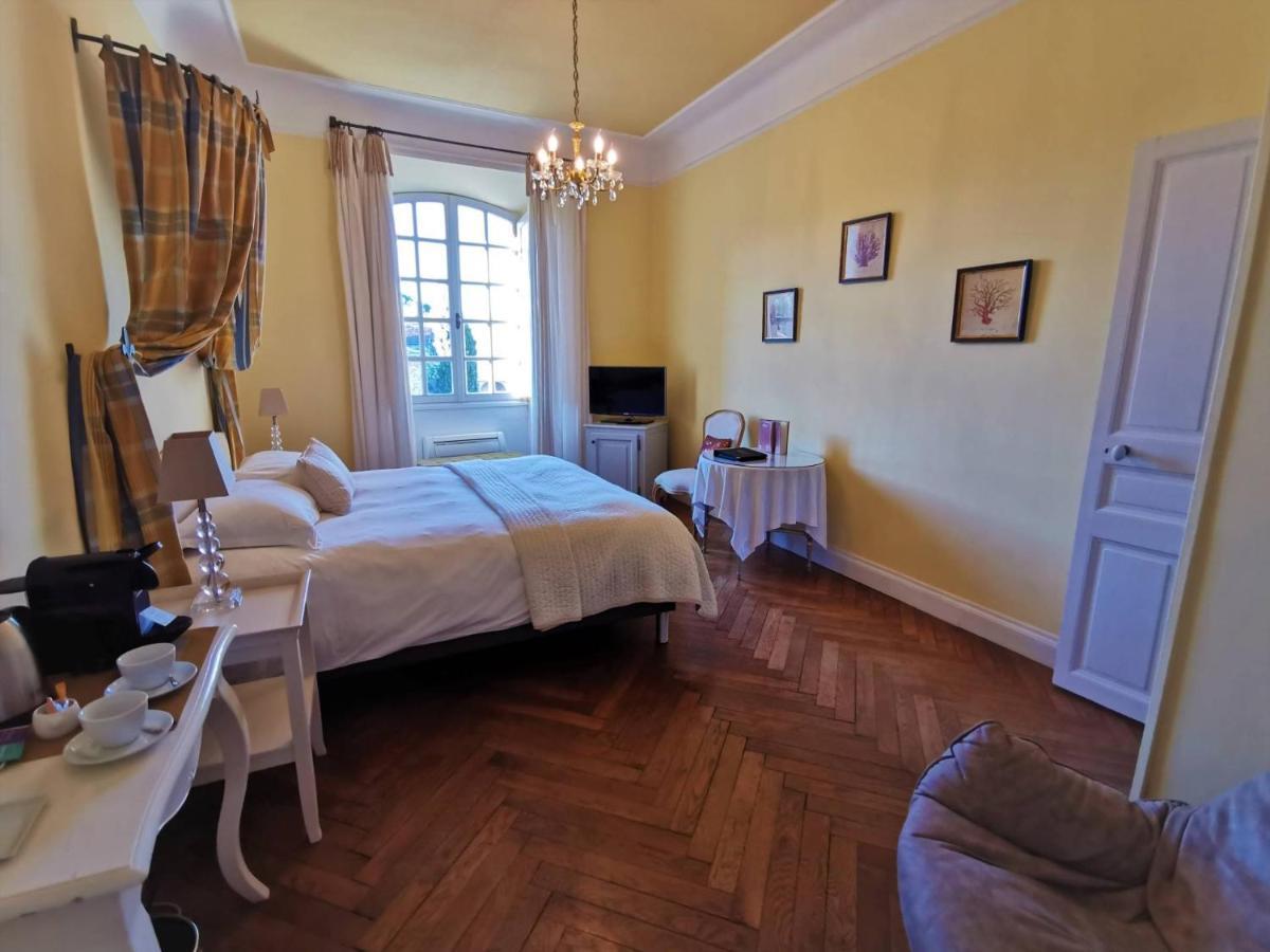 Chateau De Rochegude Bagian luar foto